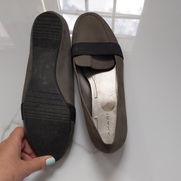 *LIKE NEW*Tahari-Adrian 8 1/2 SHOES - Picture 2 of 3